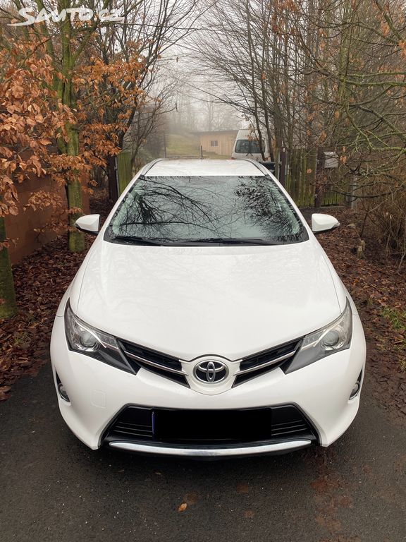 Toyota Auris, Toyota Auris 2.0